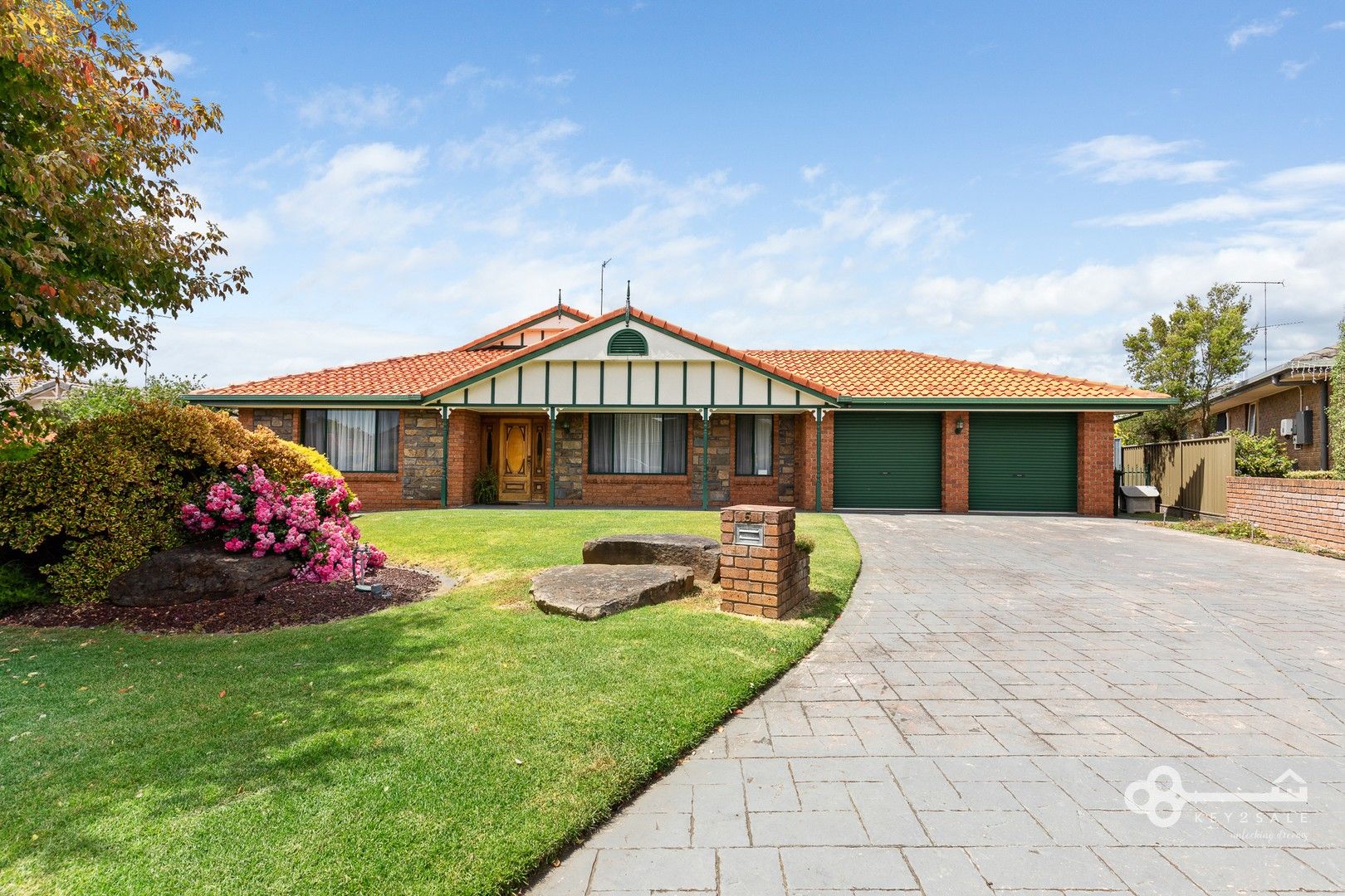4 bedrooms House in 5 Raleigh Terrace MOUNT GAMBIER SA, 5290
