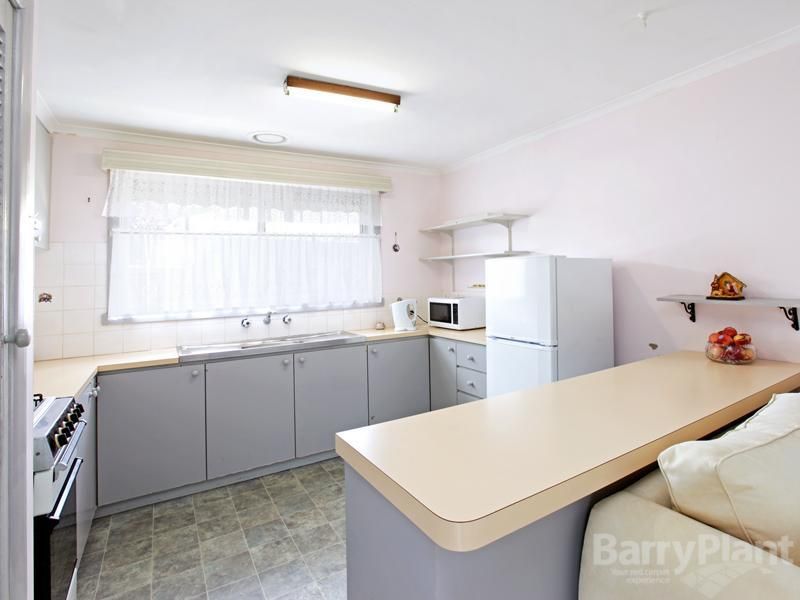 5/53 Regent Street, WHITTINGTON VIC 3219, Image 2