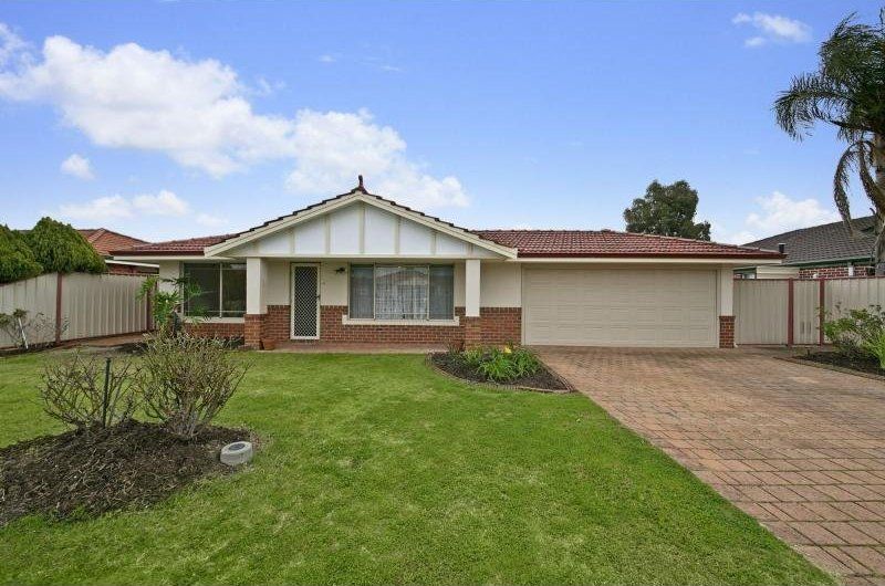 4 bedrooms House in 85 Bindoon Loop HUNTINGDALE WA, 6110