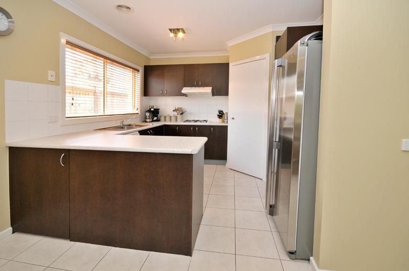 23 Tintern Loop, HILLSIDE VIC 3037, Image 1