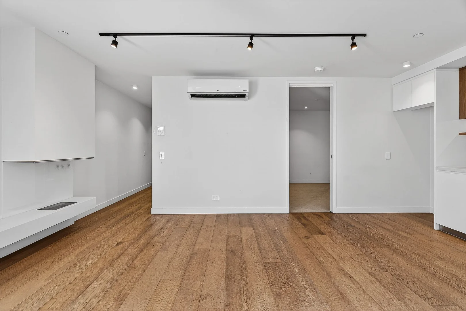 Additional image 8 of 1709/2 Claremont Street, South Yarra VIC 3141