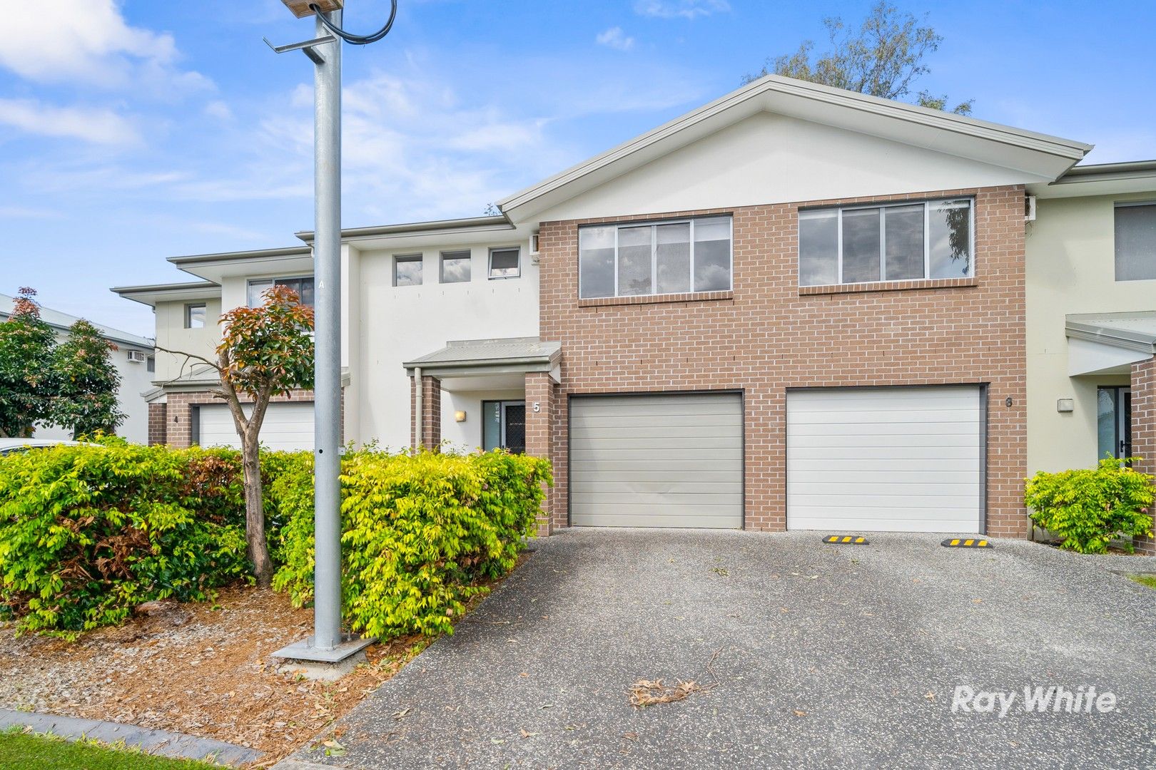 3 bedrooms Townhouse in 5/48-68 Comley Street SUNNYBANK QLD, 4109