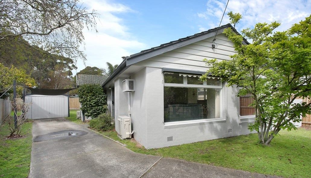 3 bedrooms House in 19 Dingley Court DINGLEY VILLAGE VIC, 3172