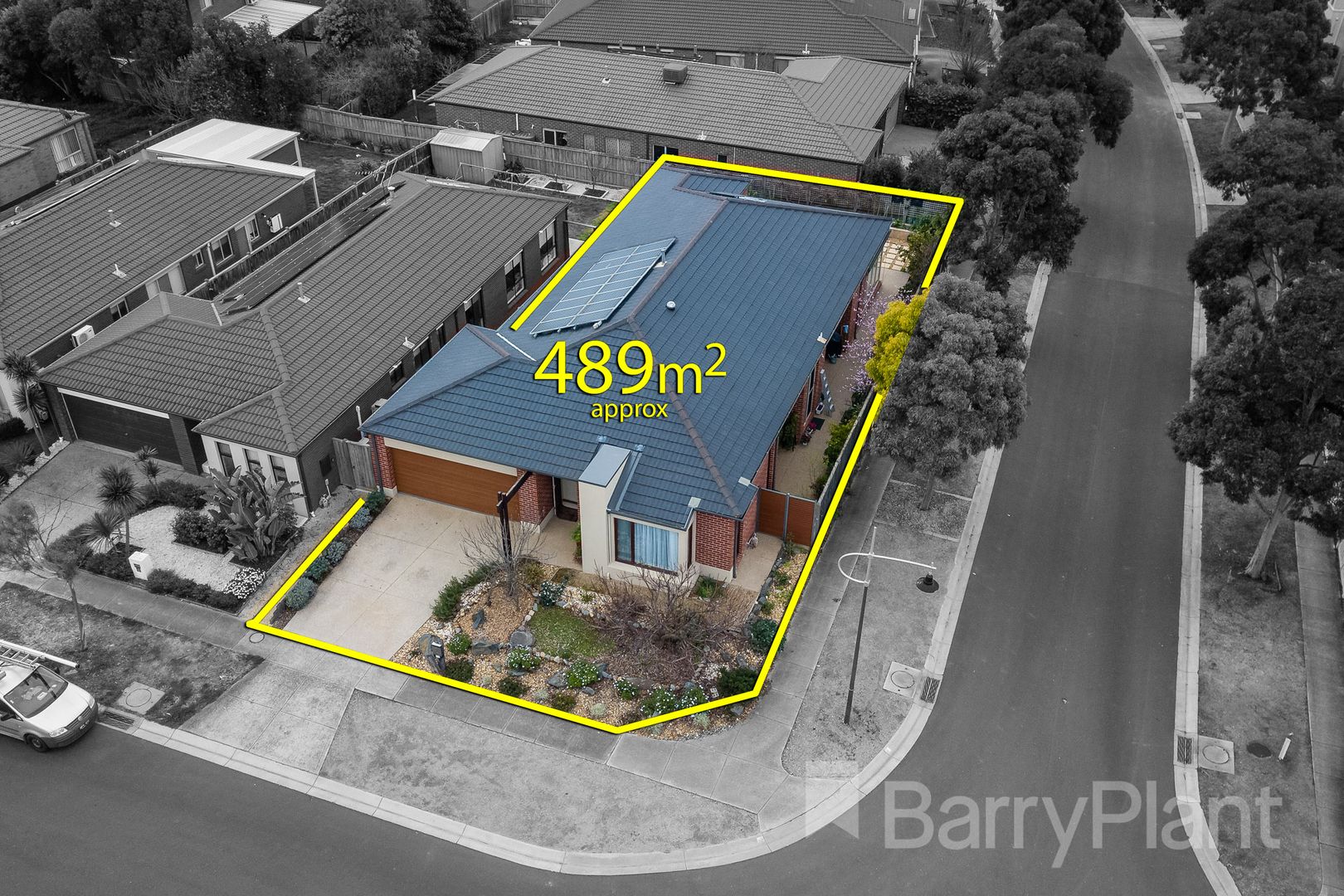10 Island Way, Point Cook VIC 3030 Domain