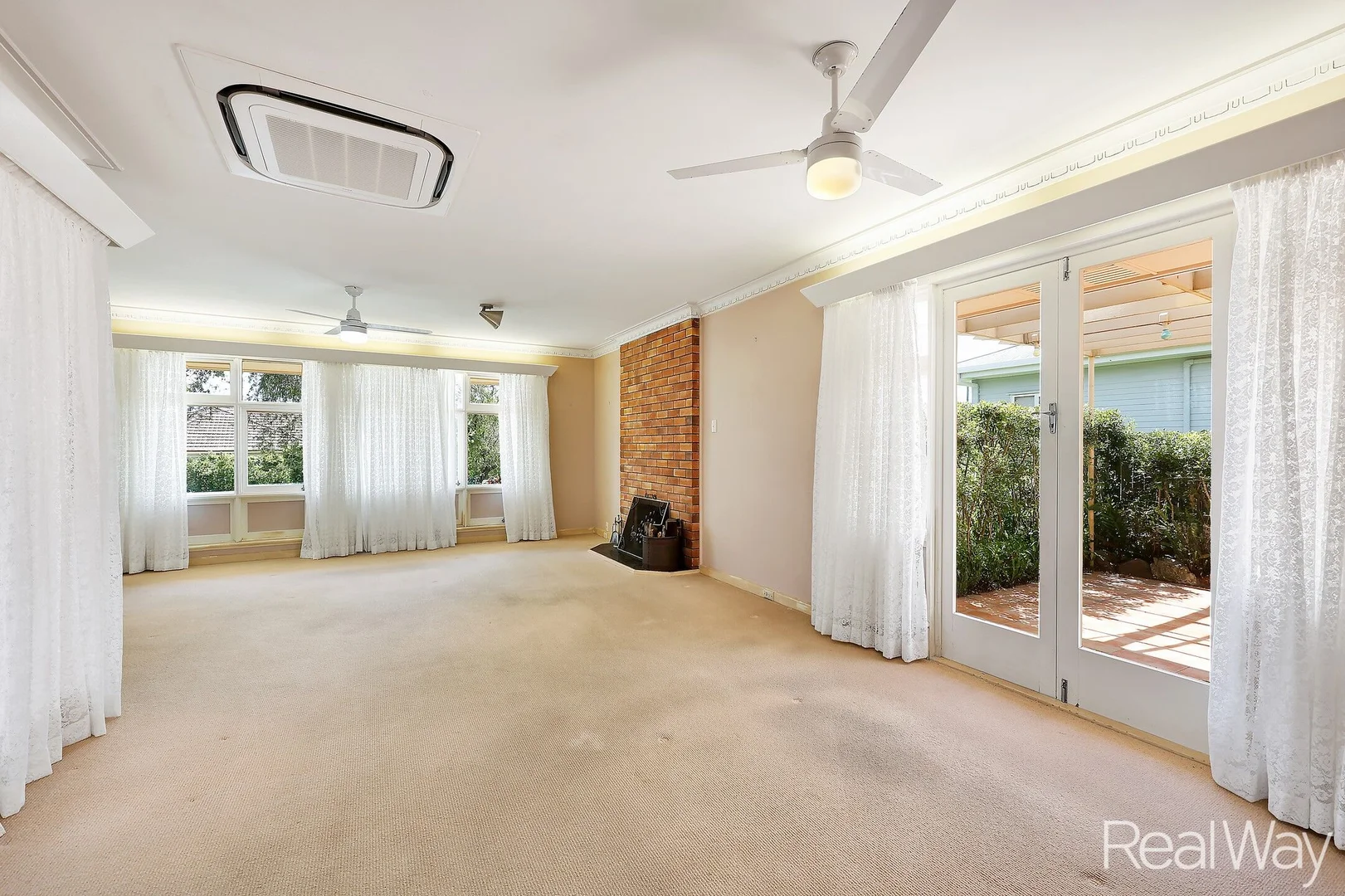 Additional image 5 of 190 Walker Street, Svensson Heights QLD 4670