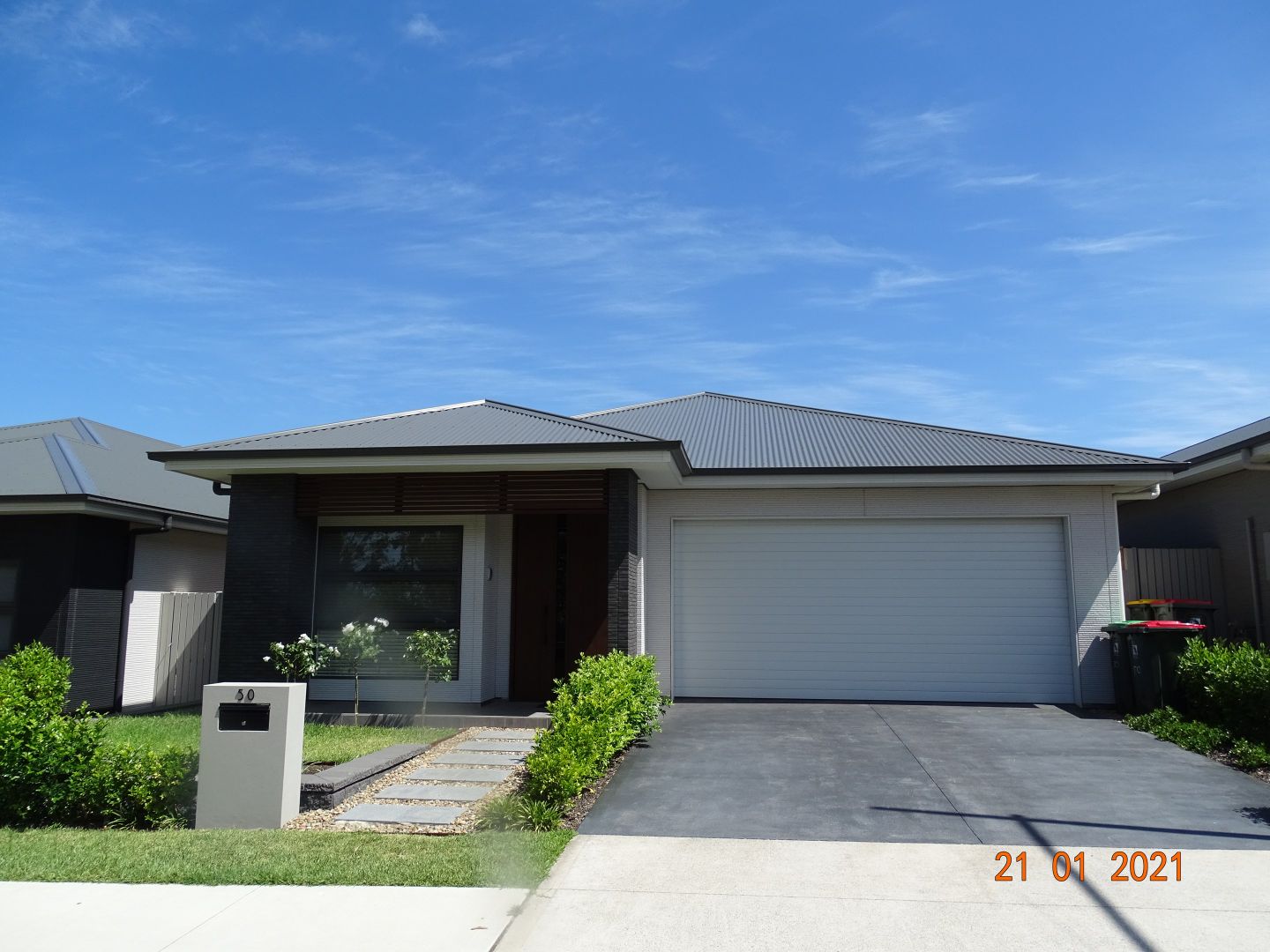 50 Bluestone Avenue, Gledswood Hills Property History & Address