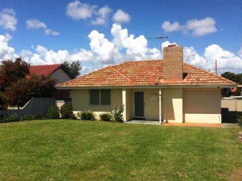 3 bedrooms House in 23 Leontes Way COOLBELLUP WA, 6163