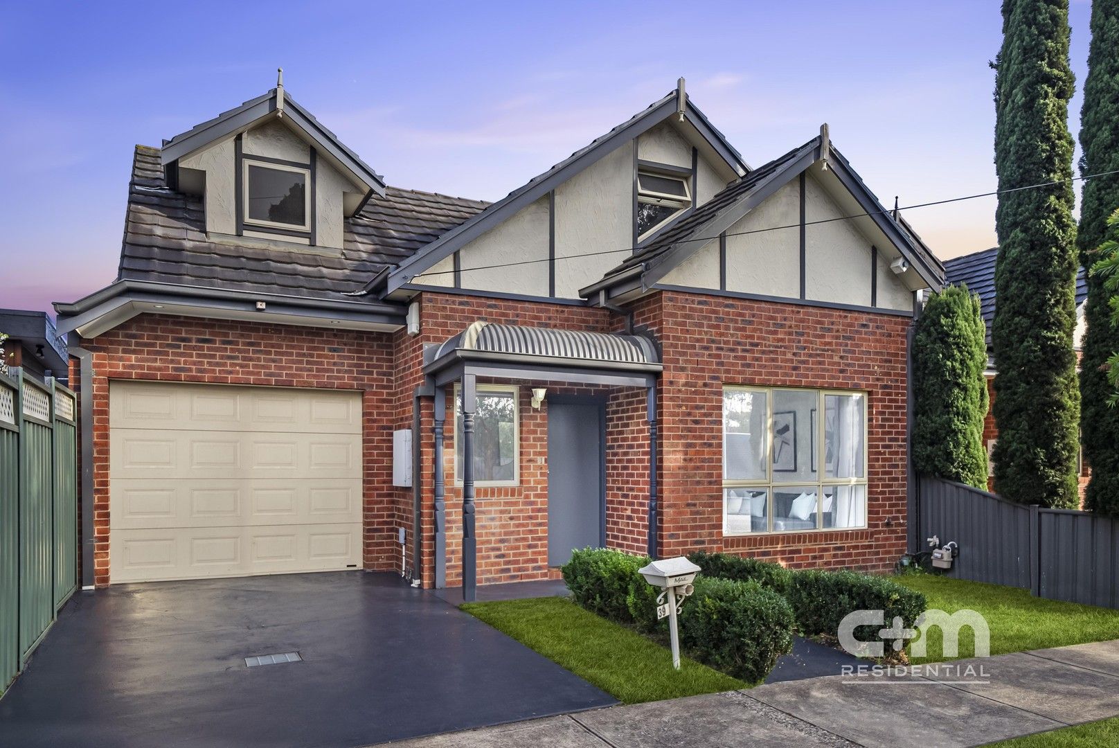 3 bedrooms Townhouse in 39 Anderson Street PASCOE VALE VIC, 3044