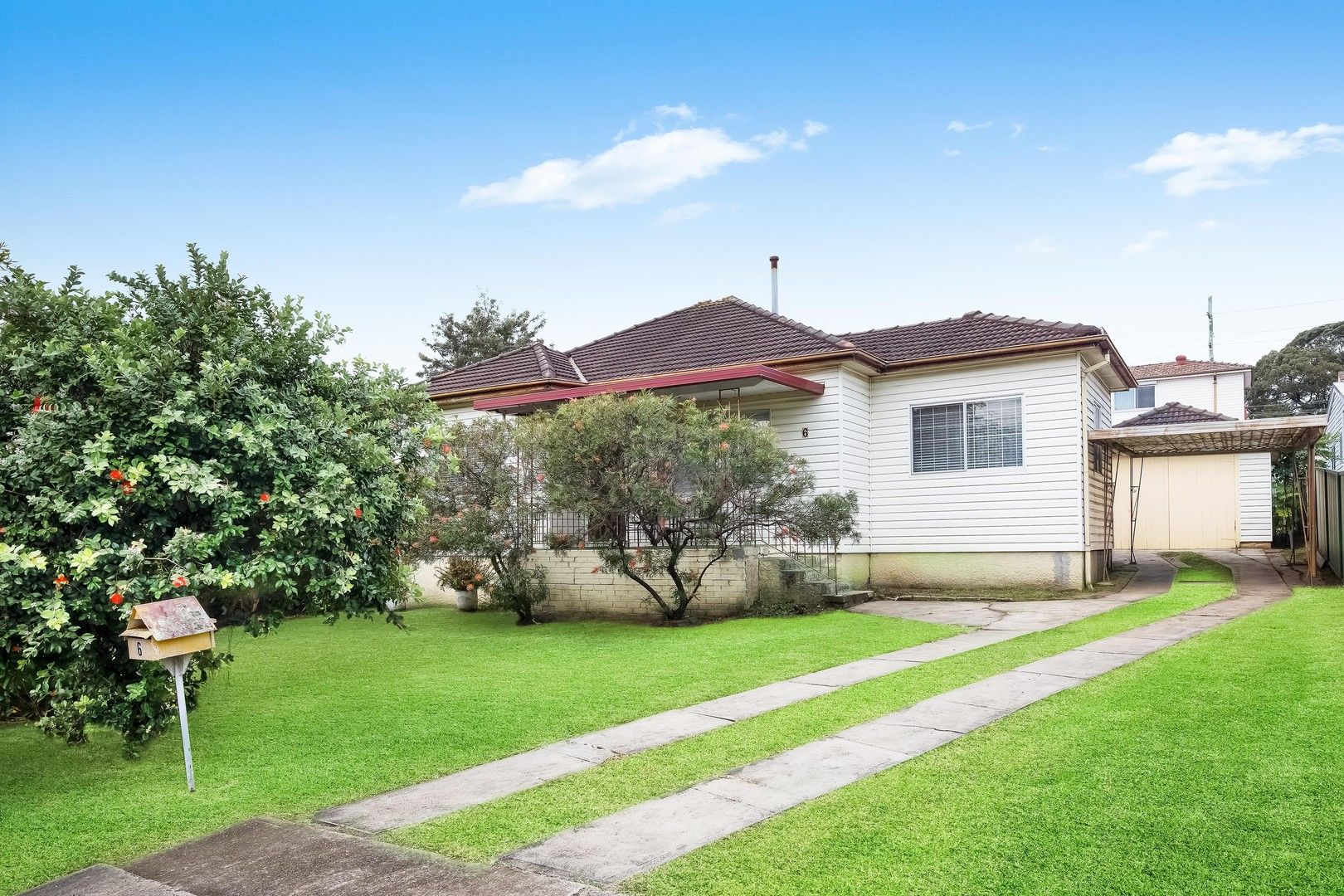 6 Larien Crescent, Birrong NSW 2143, Image 0