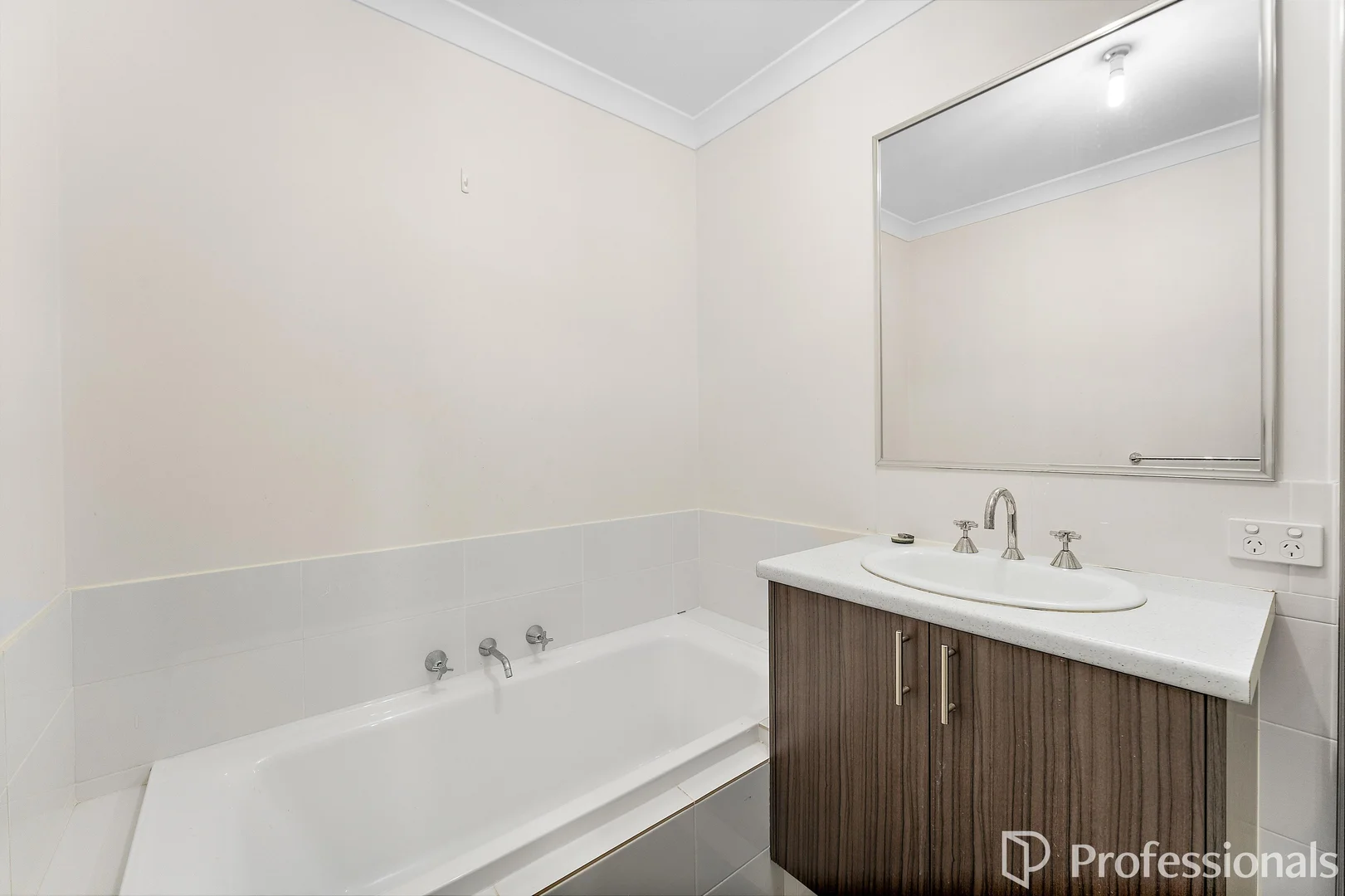 Additional image 15 of 43 Pyramid Road, Harrisdale WA 6112