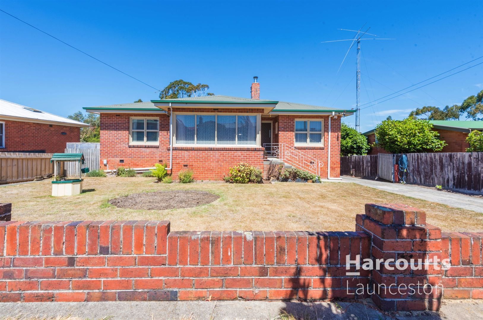 2 bedrooms House in 5 Ronneby Road NEWNHAM TAS, 7248