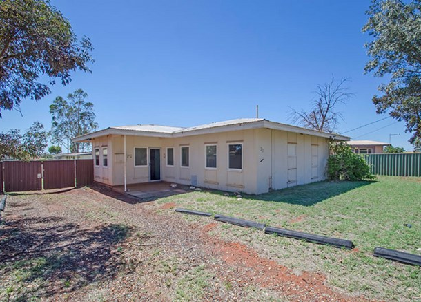 23 Phoenix Street, Laverton WA 6440