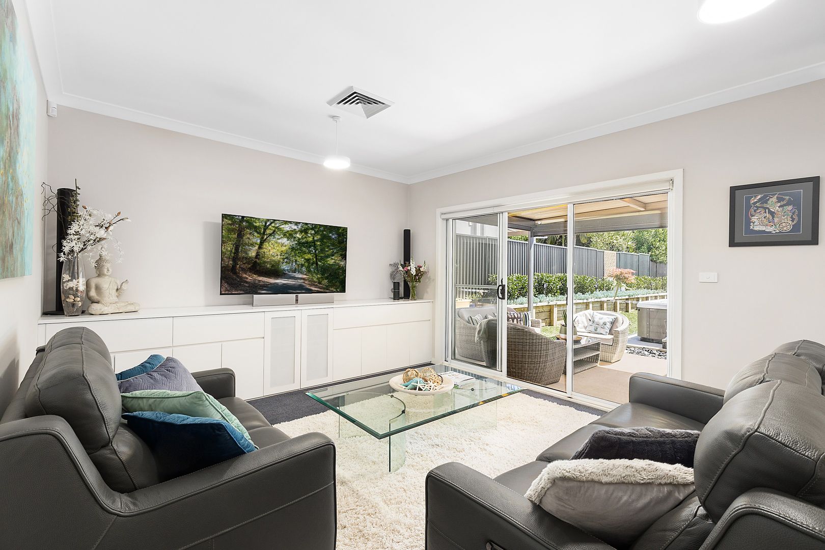 17 Avon Road, North Ryde NSW 2113, Image 2