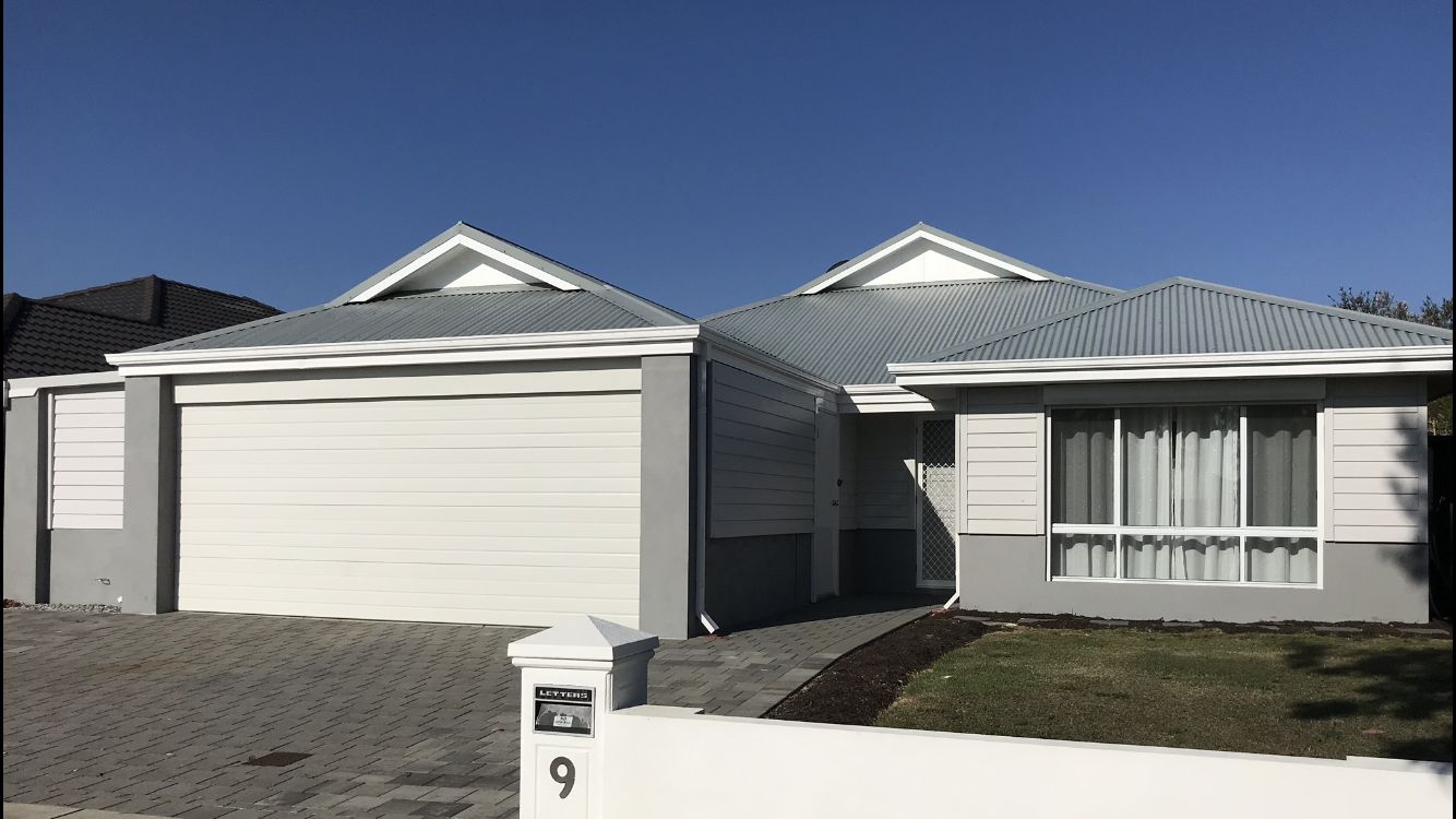 4 bedrooms House in 9 Joseph Banks Boulevard BANKSIA GROVE WA, 6031