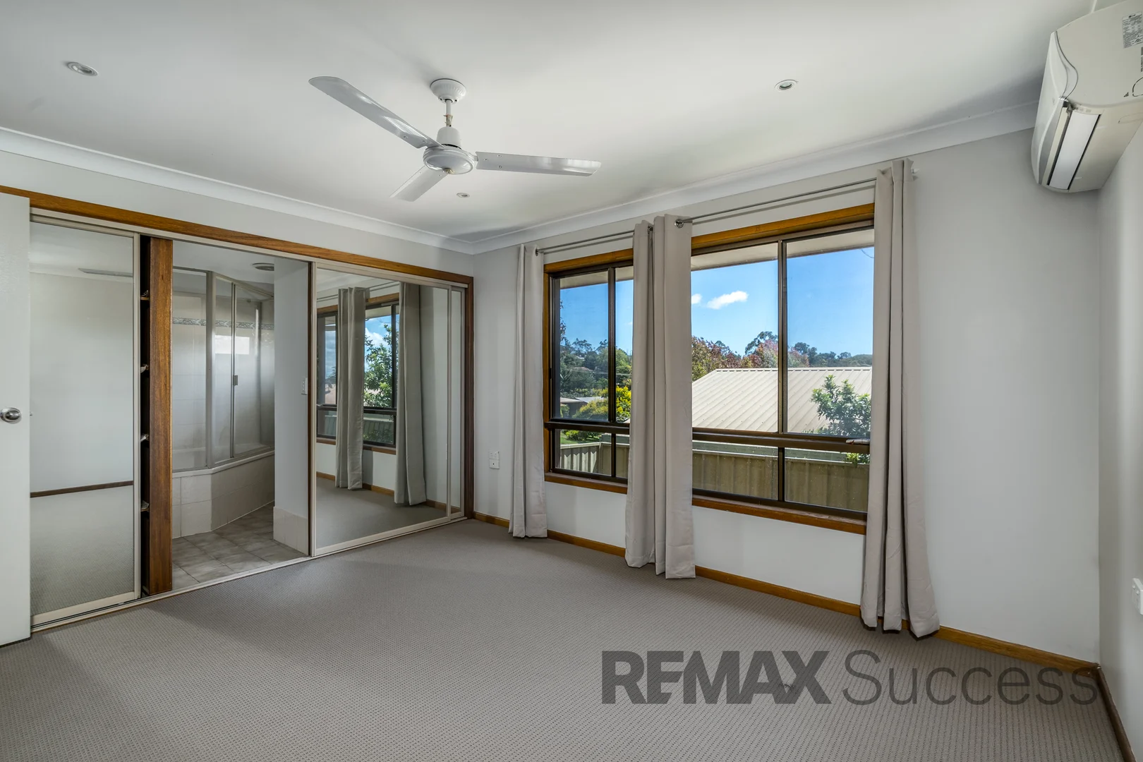 Additional image 5 of 43 Champagne Crescent, Wilsonton Heights QLD 4350