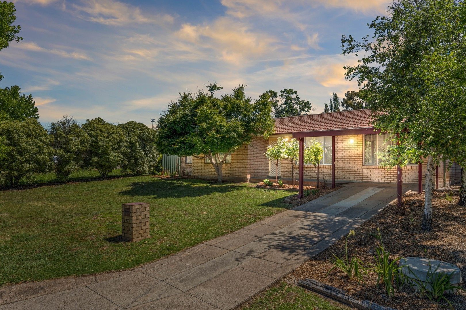 3 bedrooms House in 5 Northstoke Way ORANGE NSW, 2800