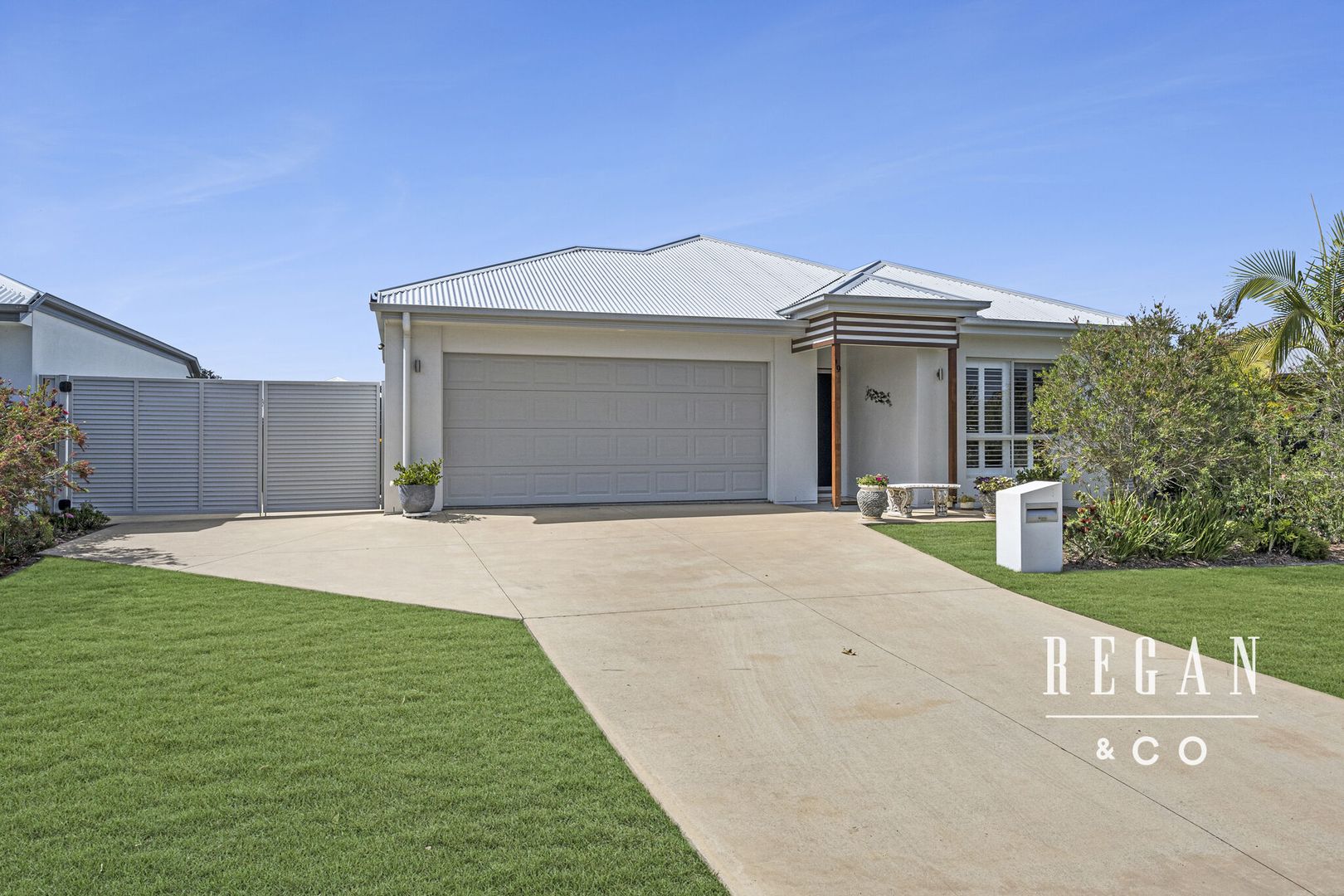 19 Callisia Crescent, Banksia Beach QLD 4507, Image 1