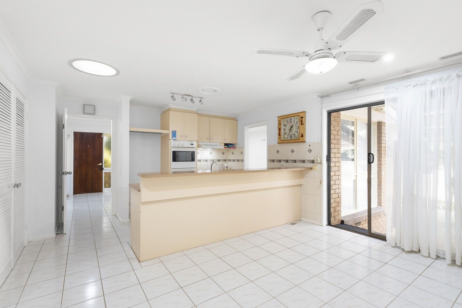 22 Lucerne Road, Ferntree Gully VIC 3156 House For Rent 600 Domain