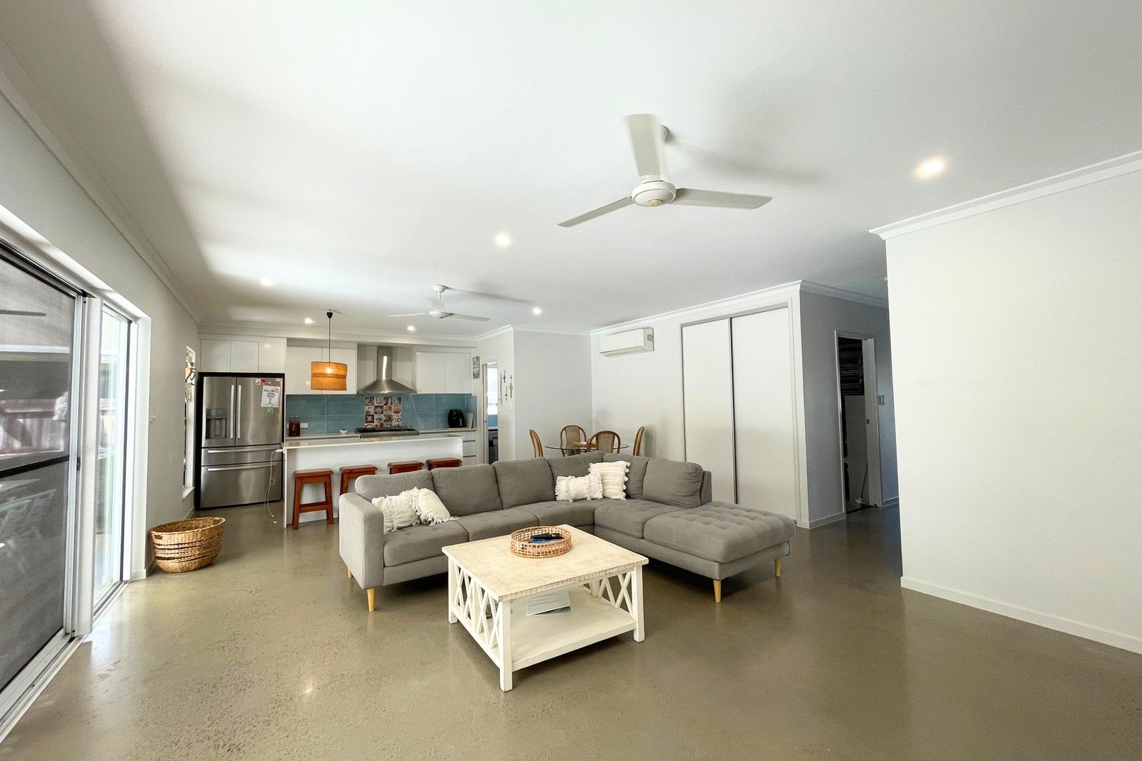 4 bedrooms House in 11 Milman Drive CRAIGLIE QLD, 4877