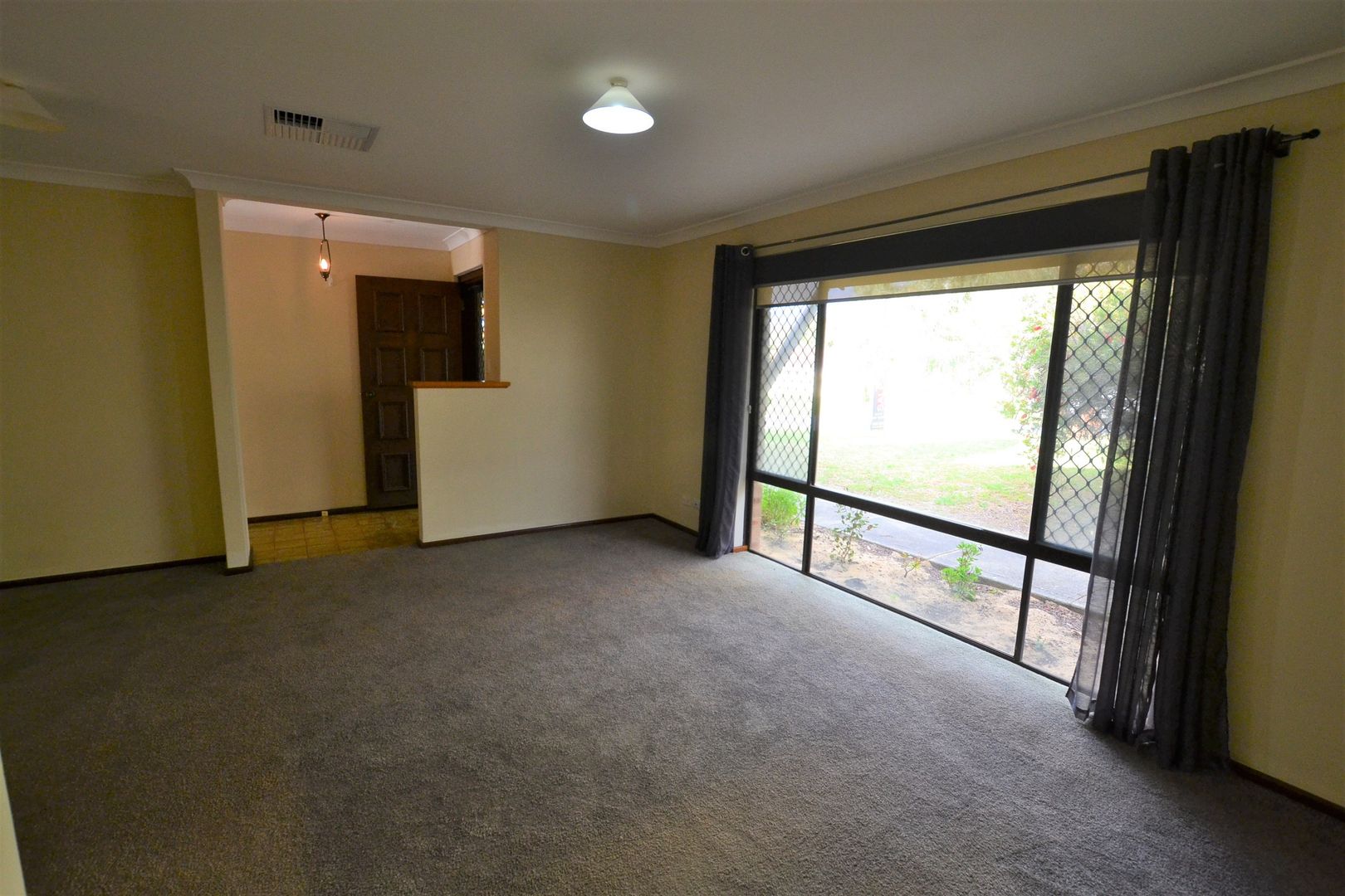 5 Fordham Drive, Swan View WA 6056, Image 1