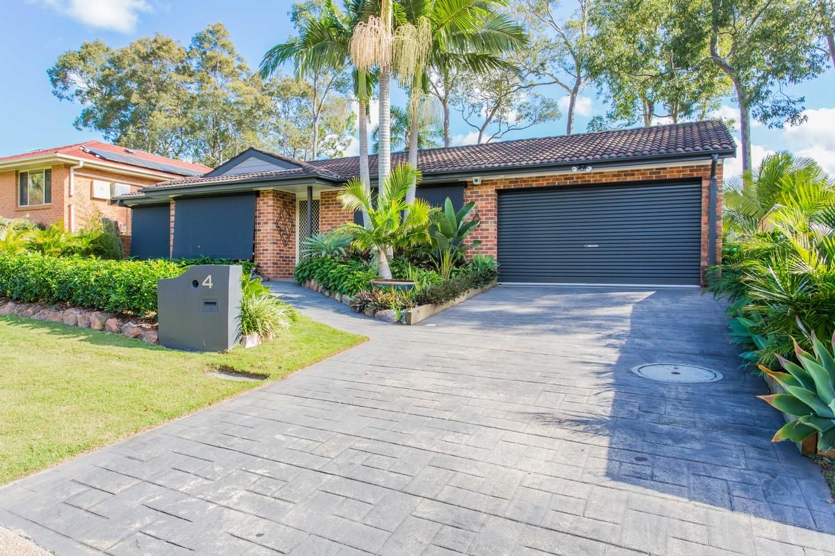 4 Azzura Close, Woodrising NSW 2284, Image 1