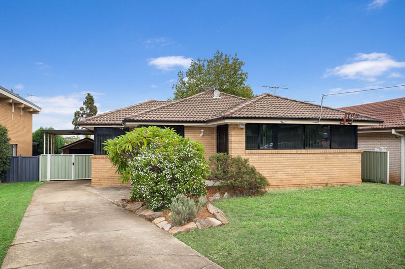 32 Grevillea Crescent, Greystanes NSW 2145, Image 0