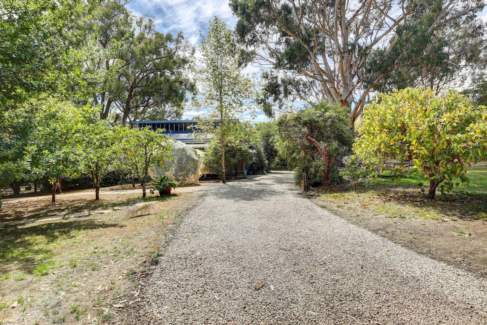 4 Nioka Drive, Ironbank SA 5153, Image 0