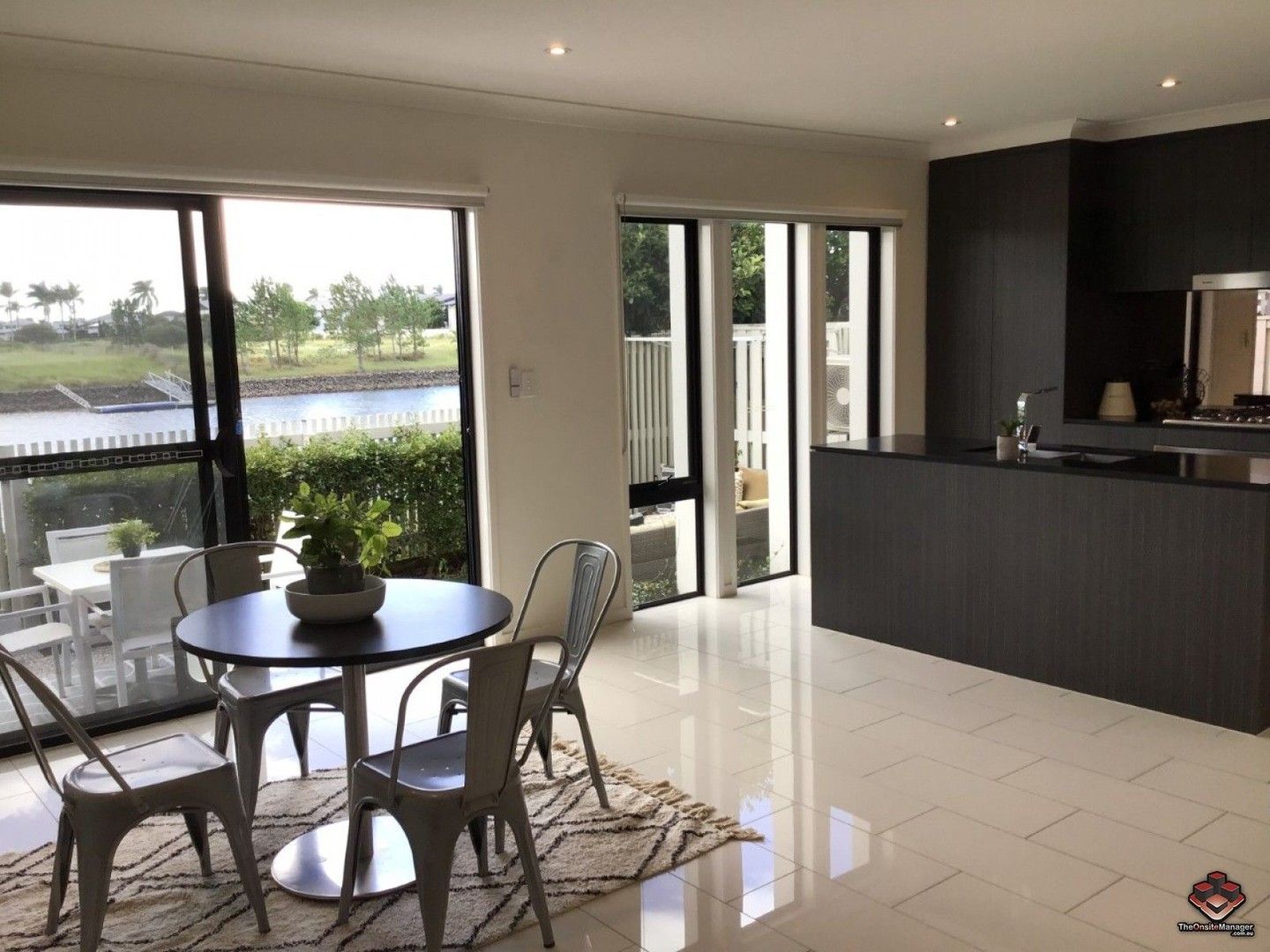 Hope Island QLD 4212 3 beds townhouse for Rent, 820 per week