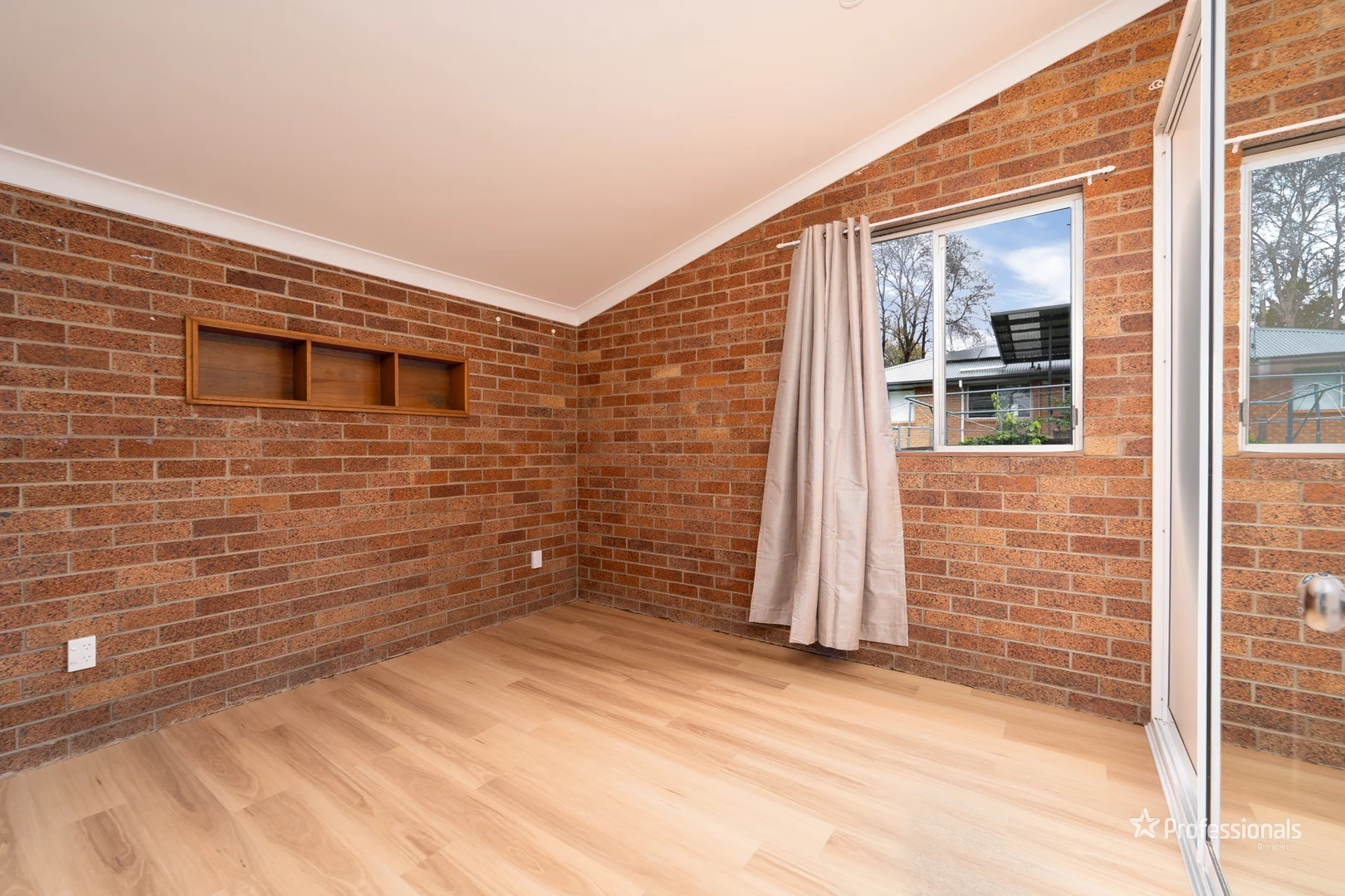 Additional image 6 of 2/6 Wendo Street, Armidale NSW 2350
