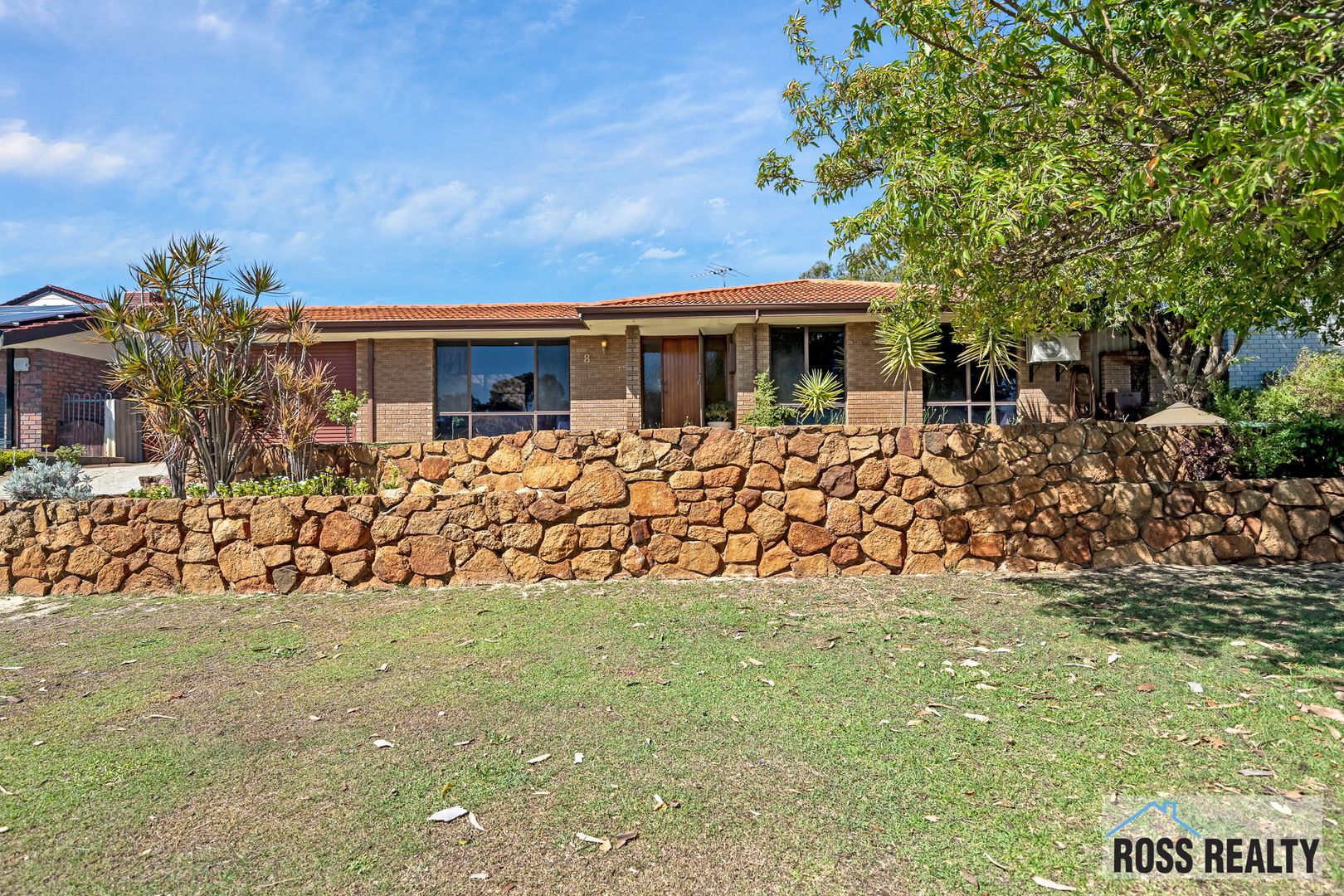 8 Leicester Square, Alexander Heights WA 6064, Image 1