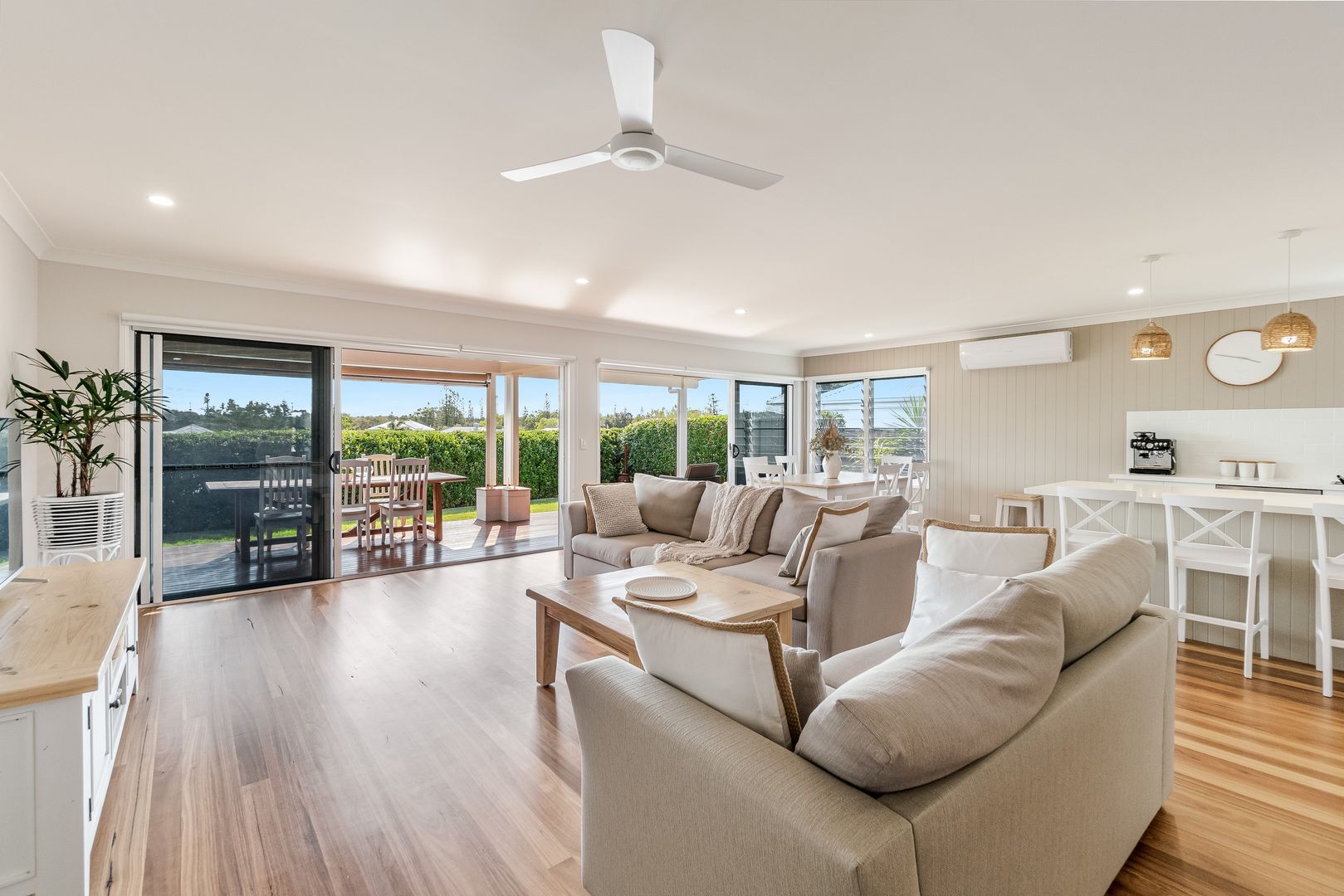 77 The Drive, Yamba NSW 2464, Image 2