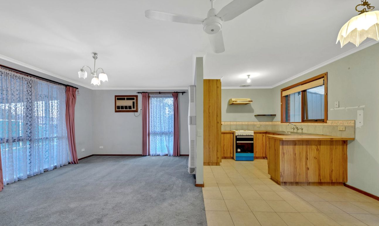 12 Precious Road, Diggers Rest VIC 3427, Image 2