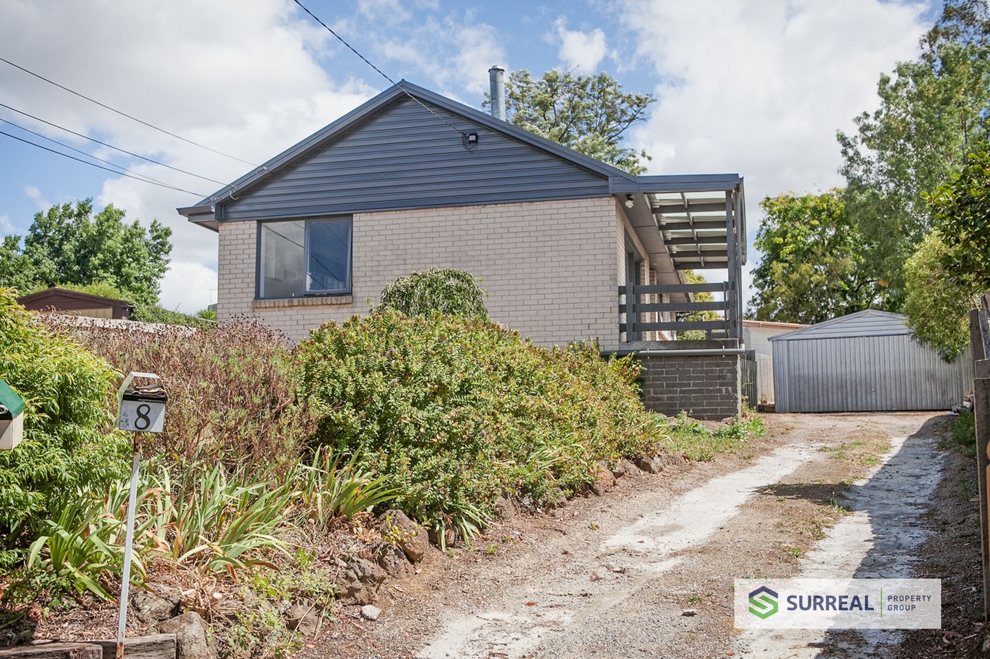 4 bedrooms House in 8 Coolibah Crescent BAYSWATER VIC, 3153