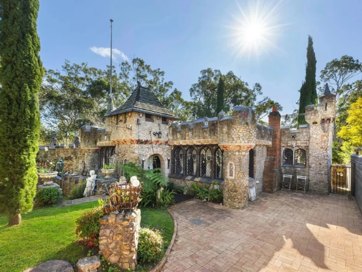 4 Dowling Street, Leumeah NSW 2560