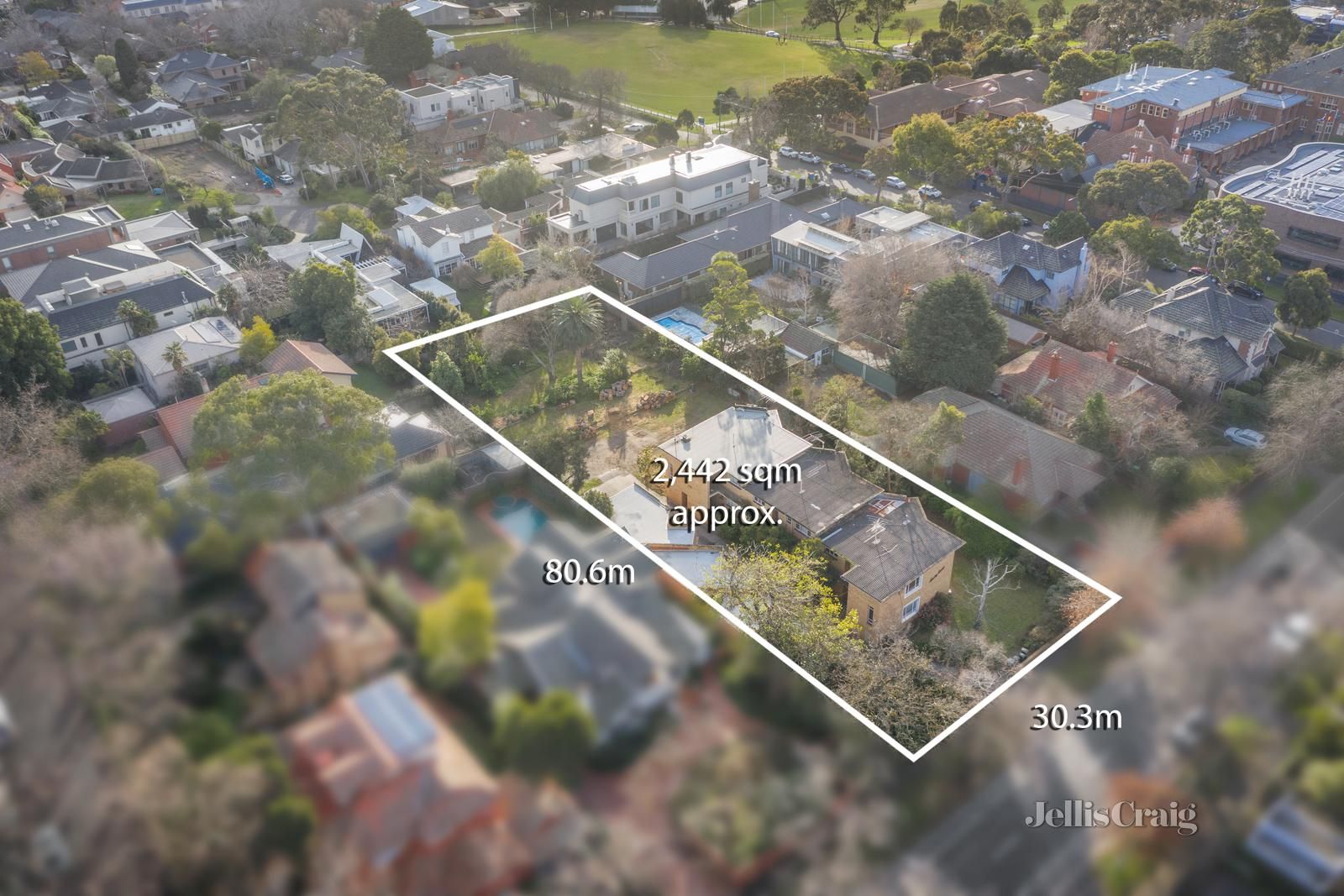 12 bedrooms Apartment / Unit / Flat in 63 Balwyn Road BALWYN VIC, 3103