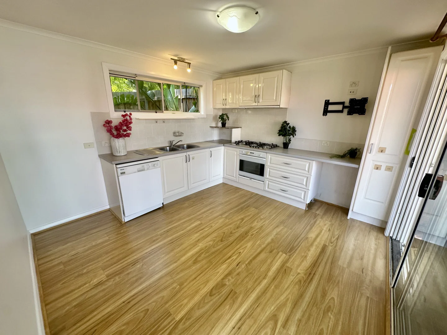 Additional image 4 of 68A Lascelles Road, Narraweena NSW 2099