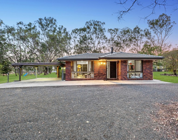 594 Junction Road, Barellan Point QLD 4306