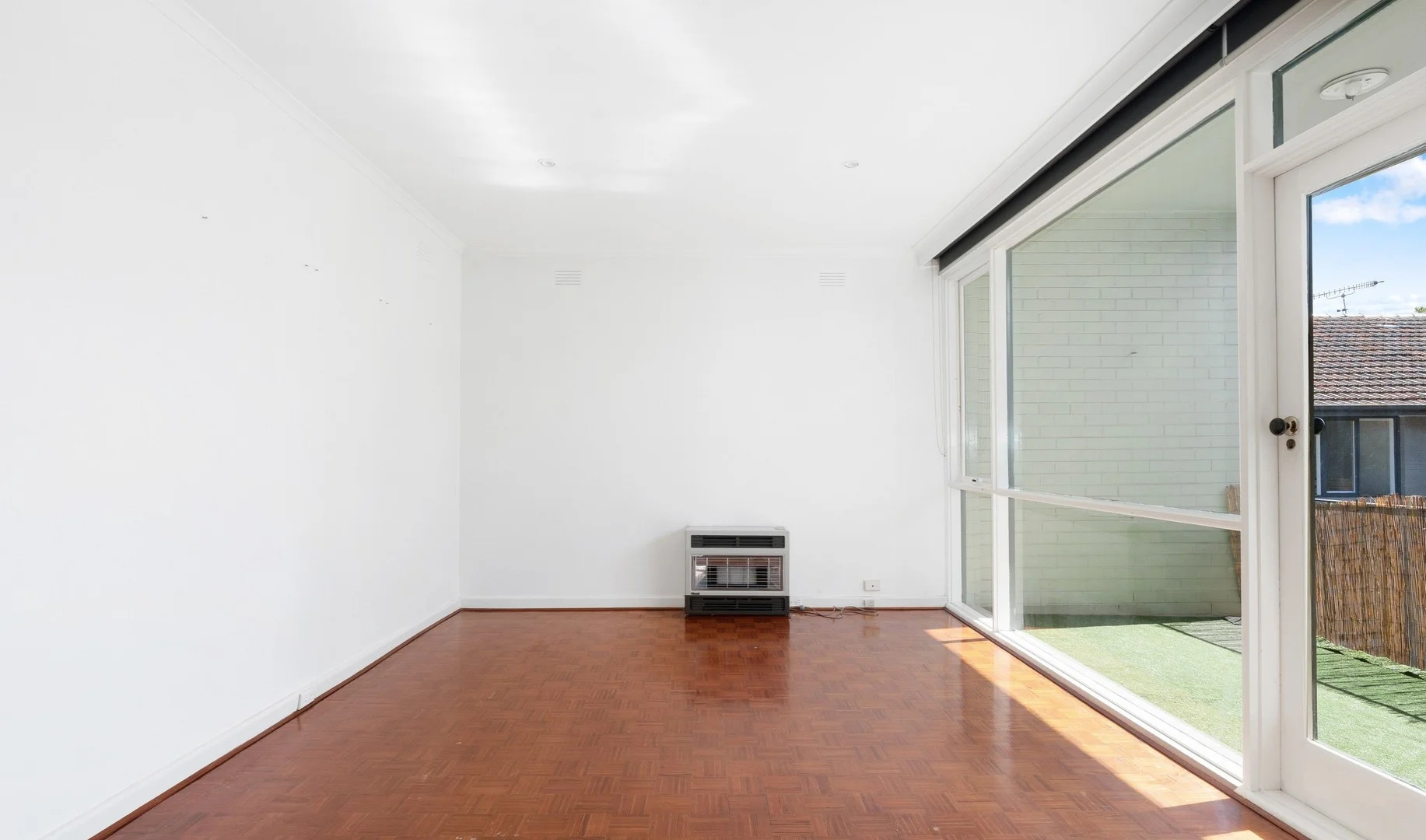 Unit 12/5 The Avenue, Windsor VIC 3181