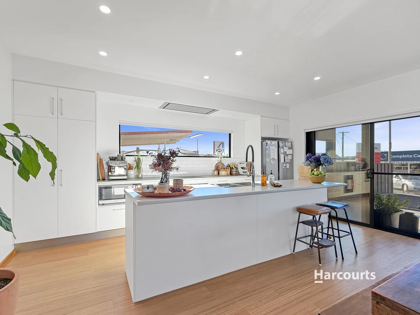 Additional image 3 of 100 Main Road, Penguin TAS 7316