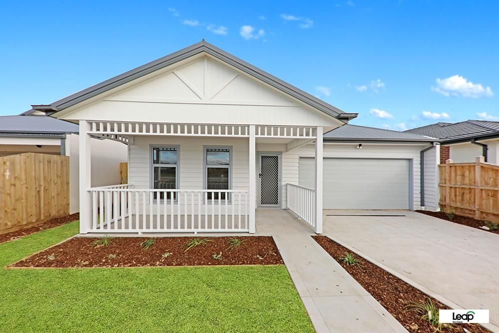 23 Hazelmere Avenue, Eynesbury VIC 3338