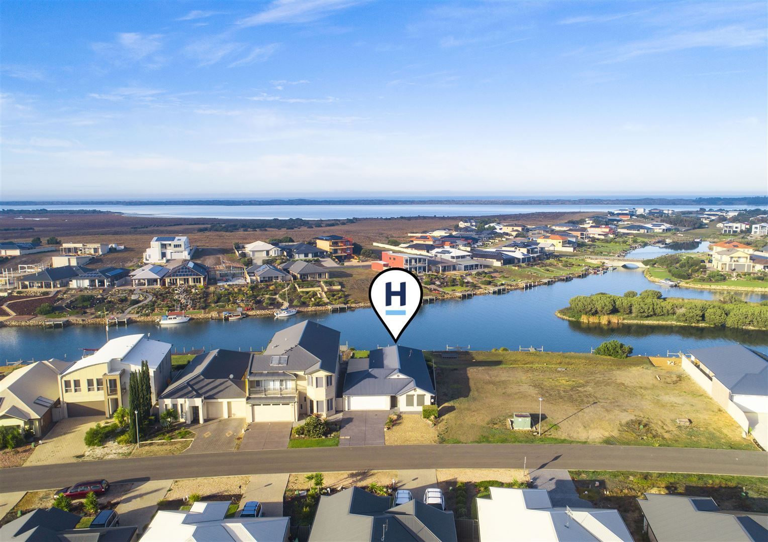 15 Blanche Parade, Hindmarsh Island SA 5214, Image 2