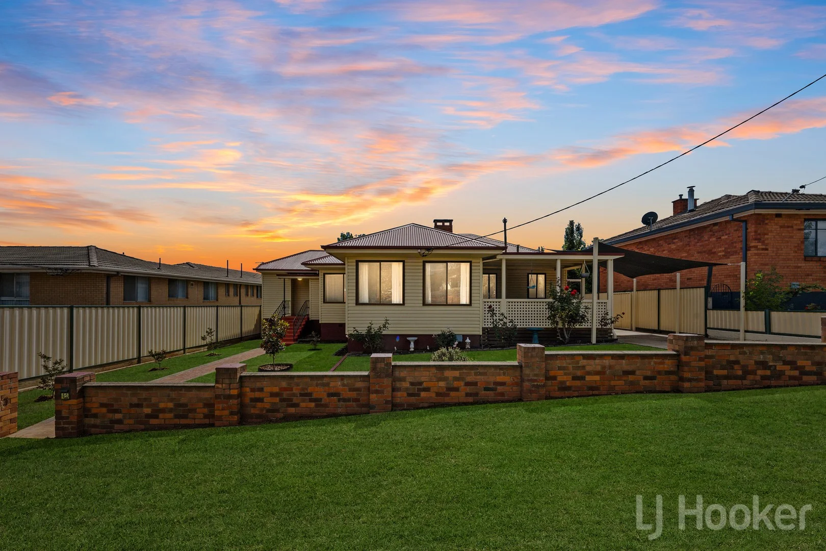 Primary image of 44 Derrima Road, Queanbeyan NSW 2620