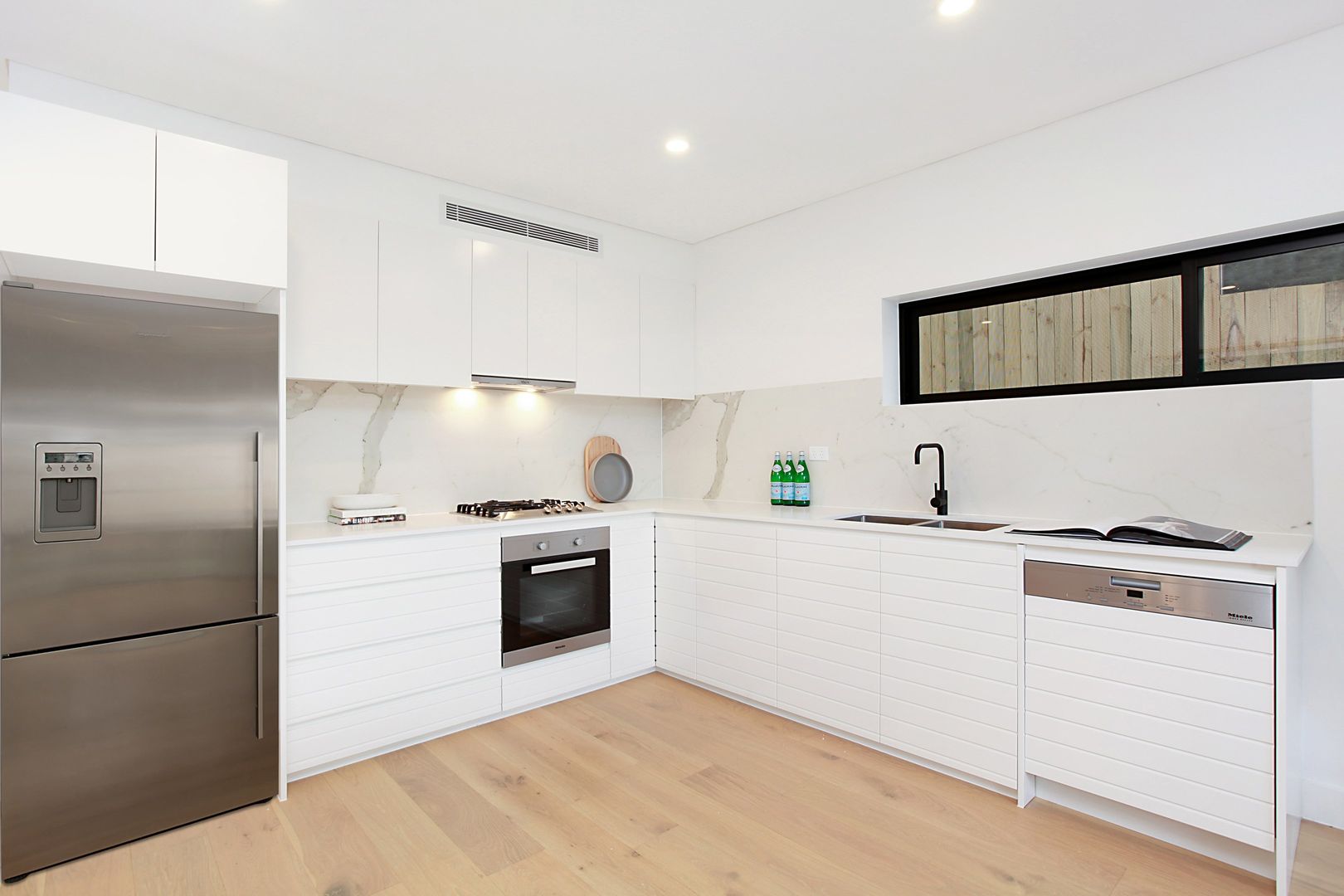 1/137 Carrington Road, Coogee NSW 2034, Image 2