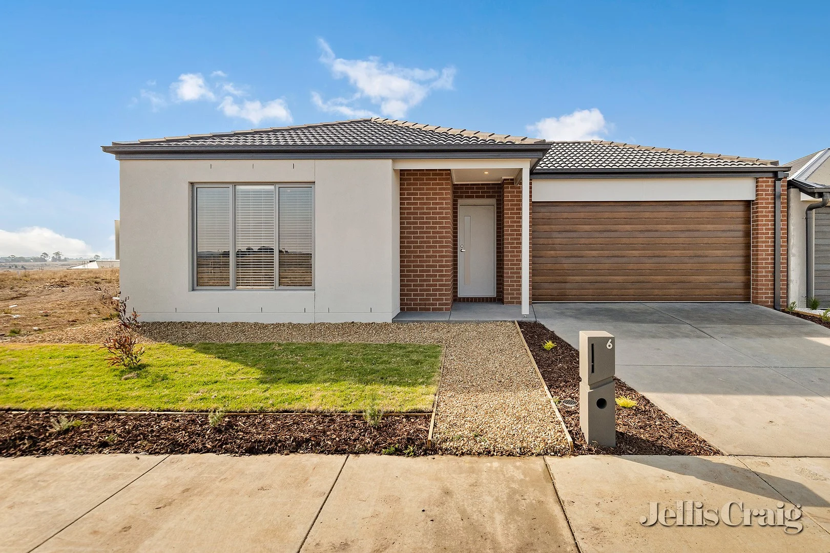 6 Hawk Street, Winter Valley VIC 3358