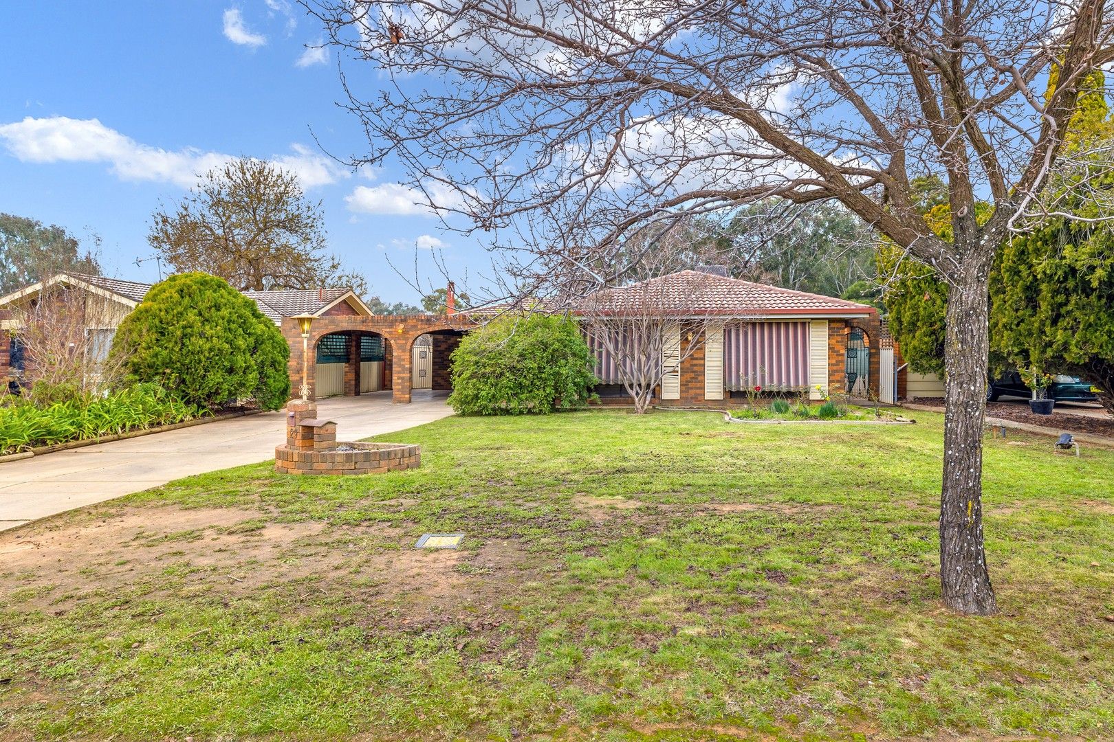 29 Pinaroo Drive, Glenfield Park NSW 2650, Image 0