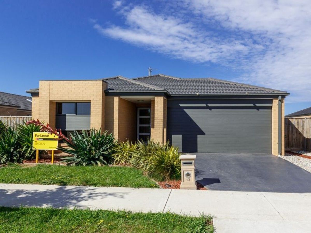 13 Ruthberg Drive, Sale VIC 3850