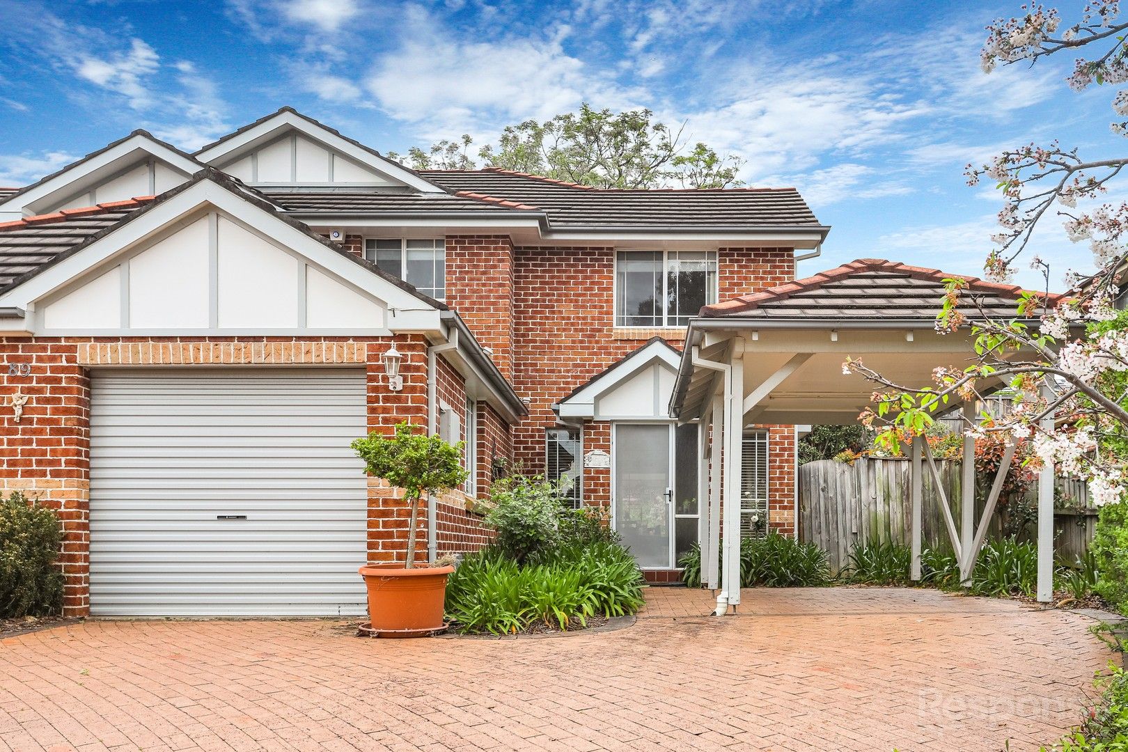 3 bedrooms House in 89B Gindurra Avenue CASTLE HILL NSW, 2154