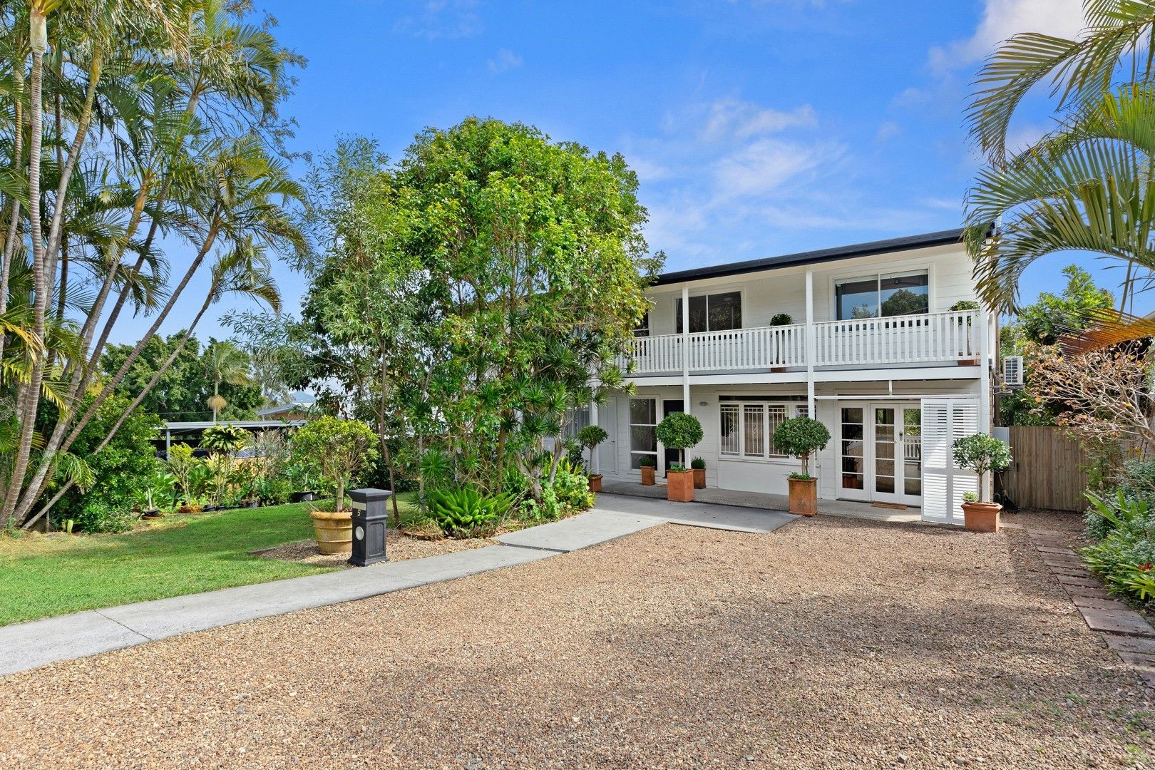 4 bedrooms House in 5 Adonis Street SUNSHINE BEACH QLD, 4567