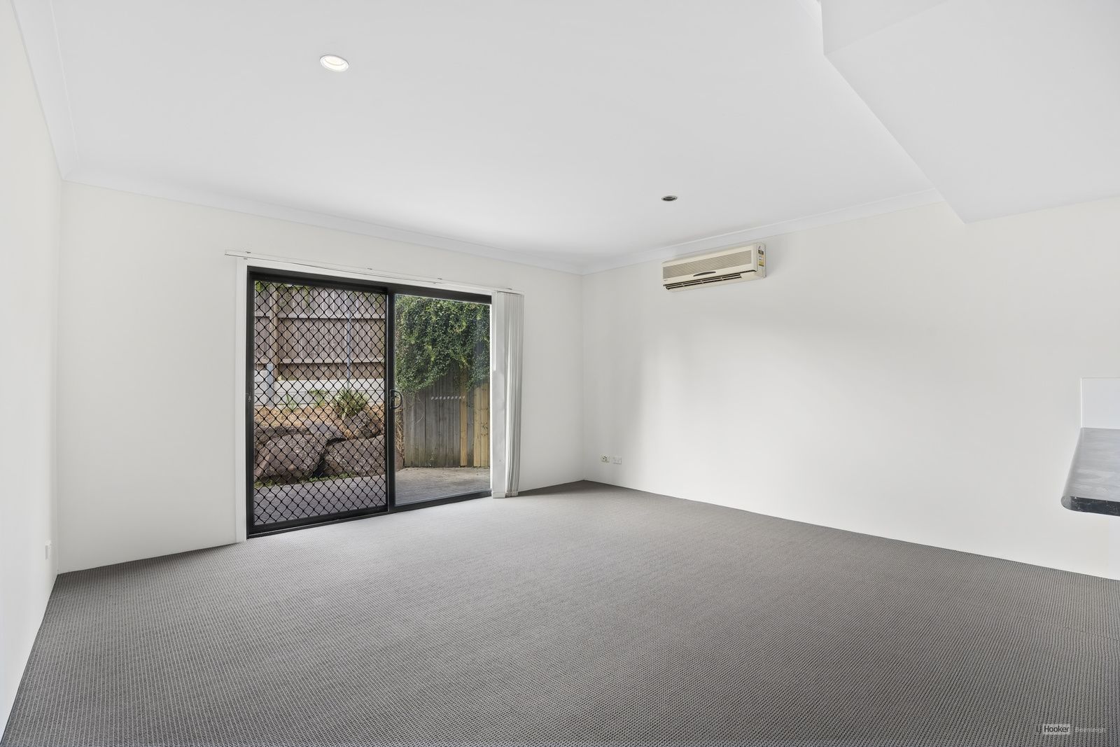 6/126 Logan Street, Eagleby QLD 4207, Image 2