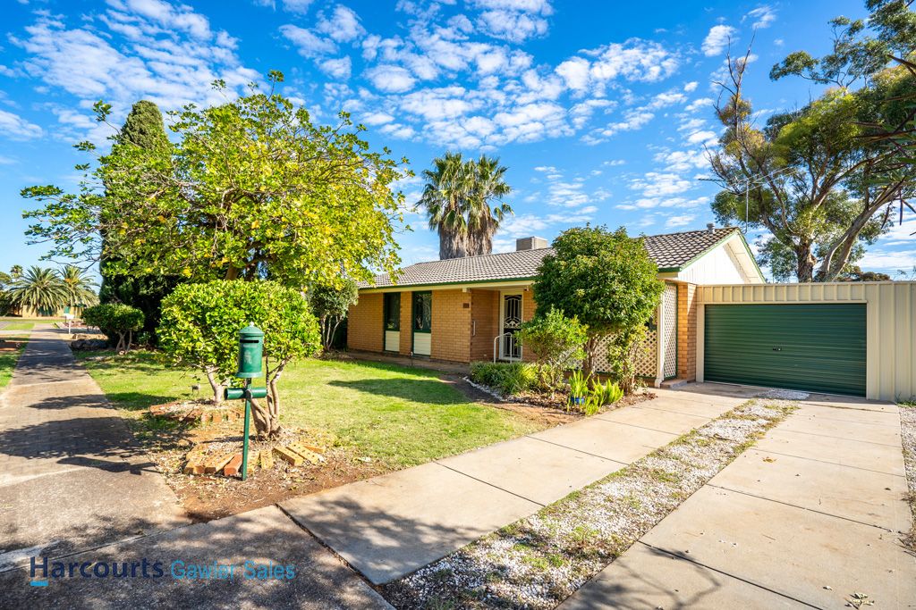 15 Adaluna Crescent, Smithfield SA 5114, Image 1